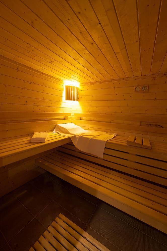 Cgh Residences & Spas Les Chalets Du Soleil Authentiques Saint-Martin-de-Belleville Dış mekan fotoğraf