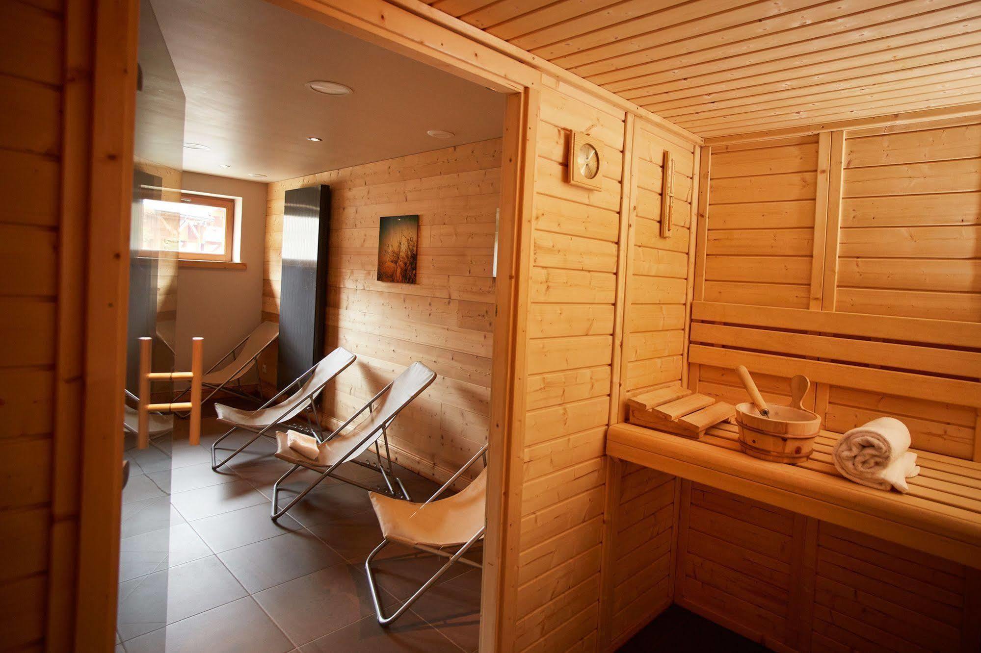 Cgh Residences & Spas Les Chalets Du Soleil Authentiques Saint-Martin-de-Belleville Dış mekan fotoğraf